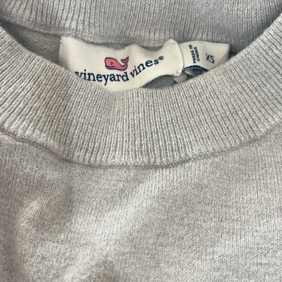 Vineyard Vines Gray Cropped Sweater - Picture 3 of 3